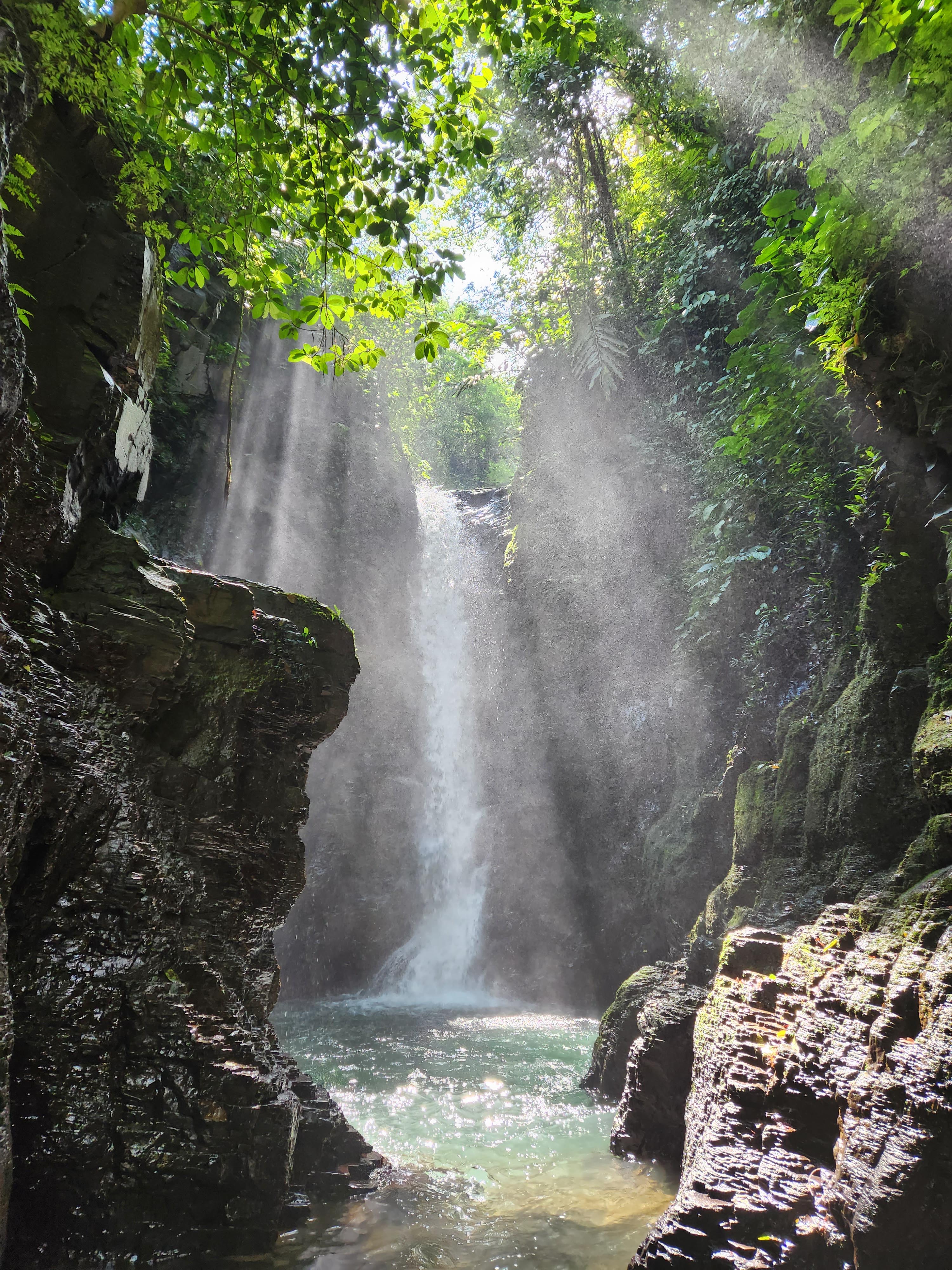 Jelajah Curug Barong